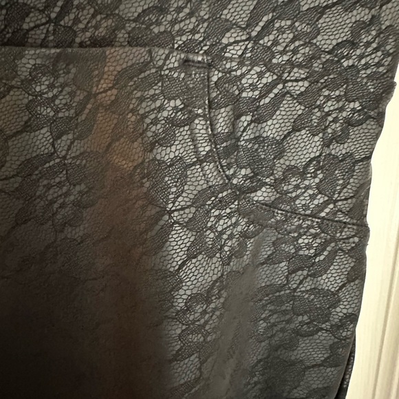 NWOT Torrid Black Lace Detail Leggings - Picture 5 of 8